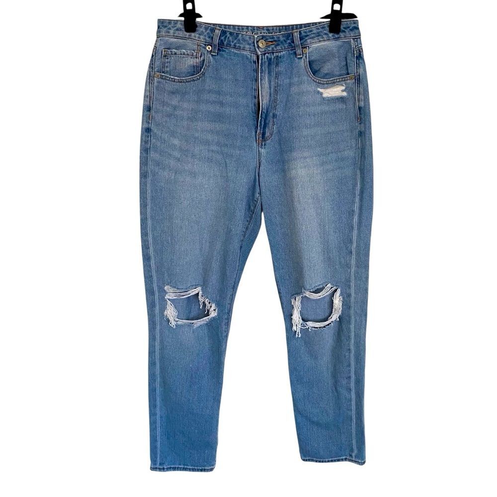 American Eagle Mom Jeans Womens 12 High Rise Distressed Light Wash Cropped Denim